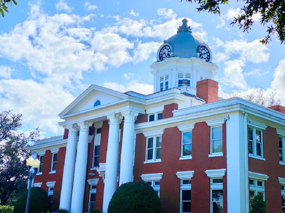 dade-city-courthouse